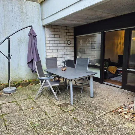 Appartement Uni- Und Citynahe Souterrain-wohnung Am Waldpark *