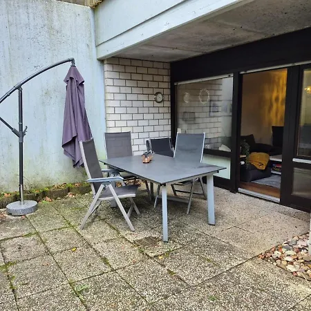 Apartament Uni- Und Citynahe Souterrain-wohnung Am Waldpark *