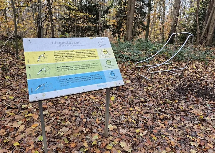 Appartement Uni- Und Citynahe Souterrain-wohnung Am Waldpark *